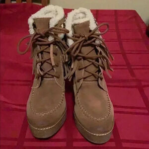 Sam Edelman women’s suede boots.